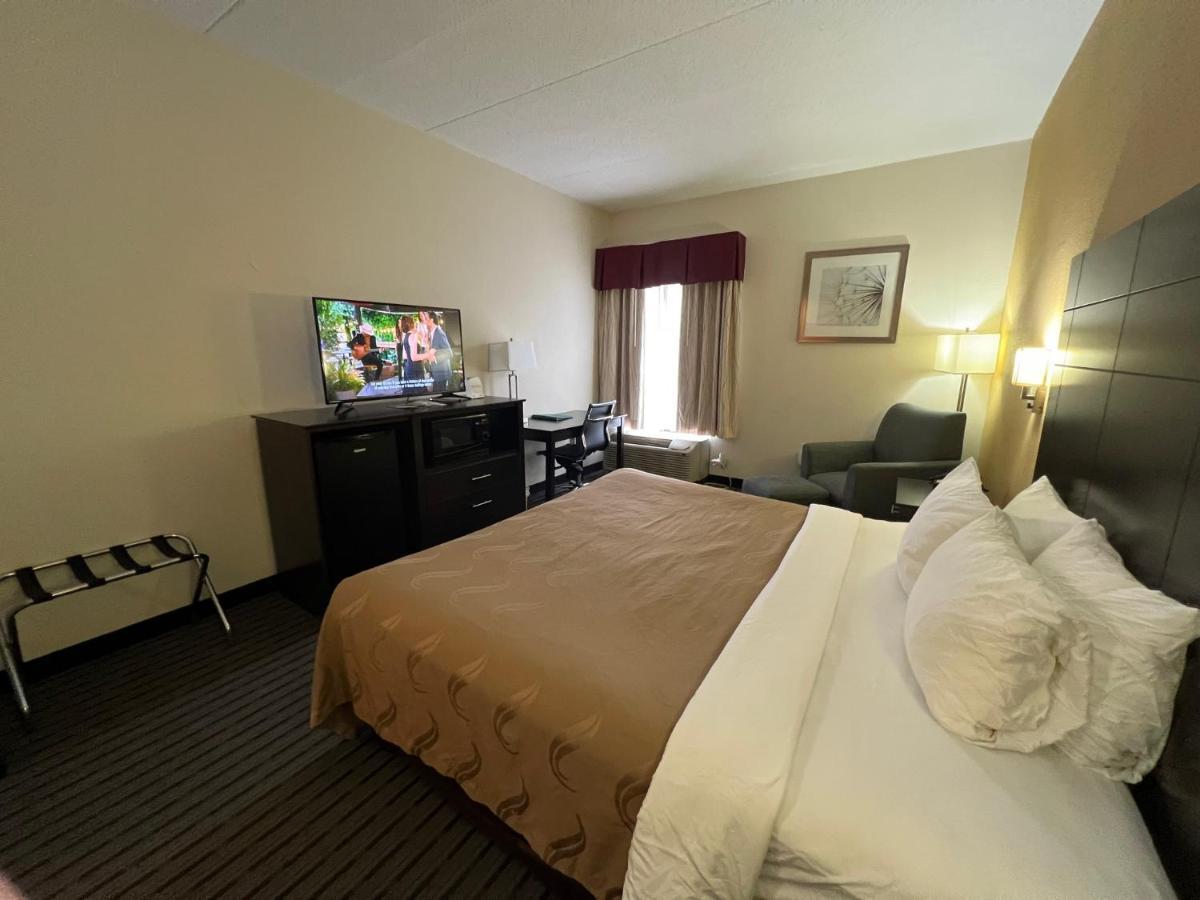 Quality Inn Richmond Airport Sandston Exterior foto