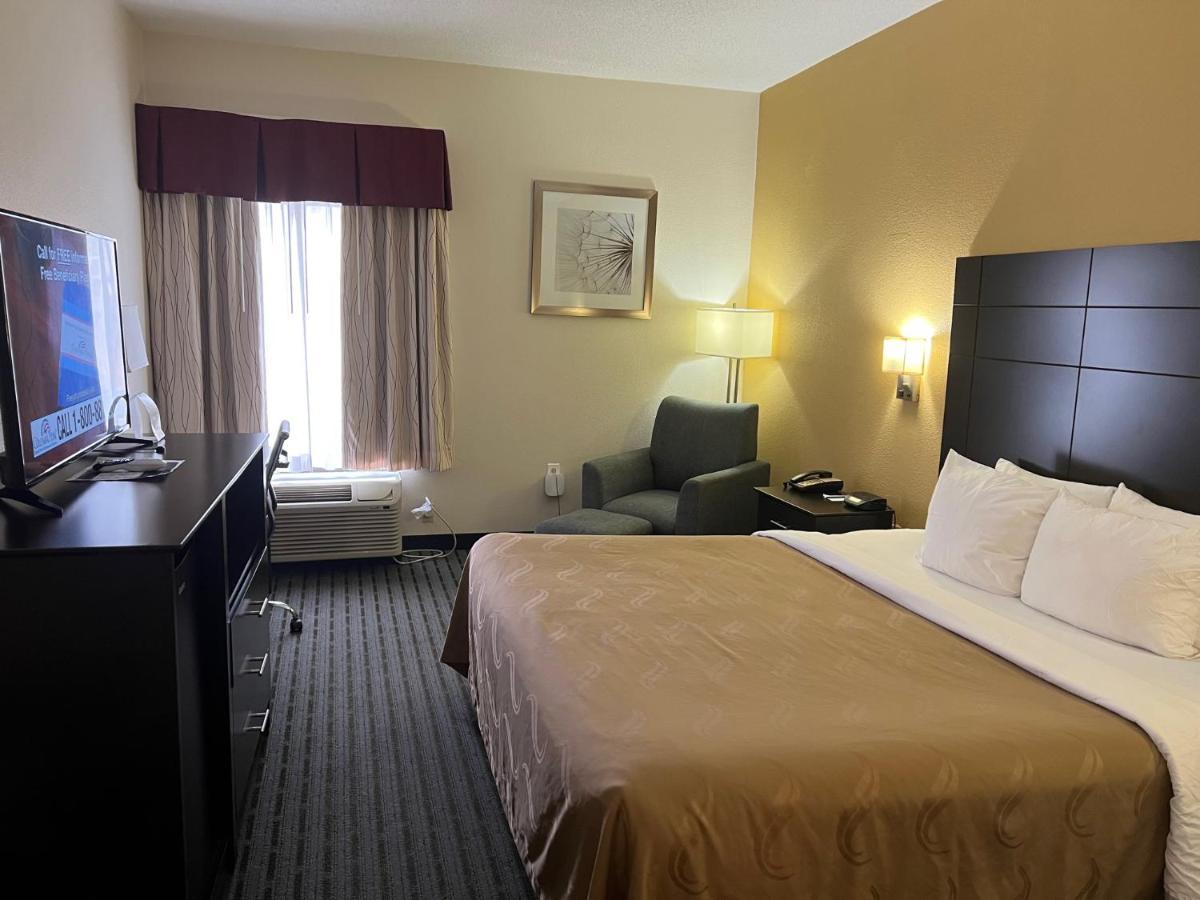 Quality Inn Richmond Airport Sandston Exterior foto